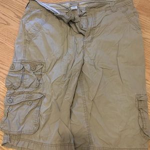 Roe & Co cargo shorts!